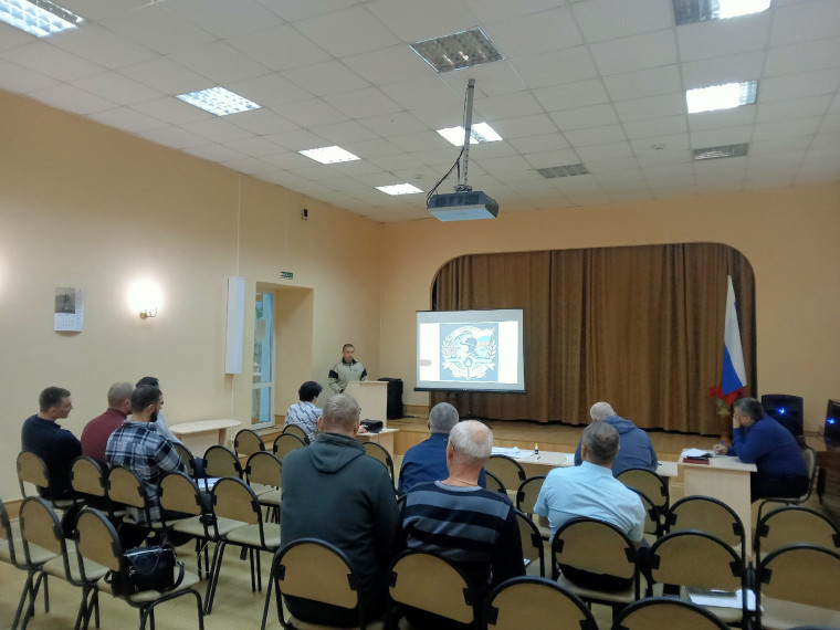 Активизация деятельности военно-патриотических клубов и поисковых отрядов.
